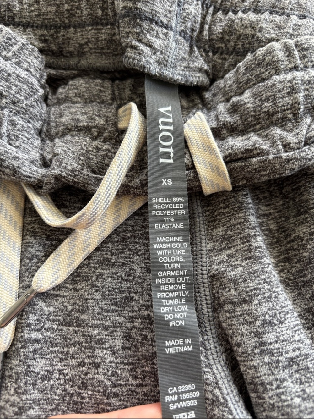 Vuori Performance Jogger Heathered Charcoal Women's Track Pants comfy casual - Picture 2 of 10